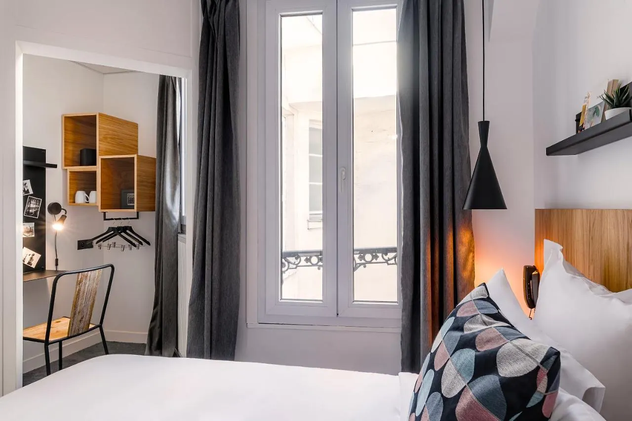 9hotel Bastille-lyon 3* Paryż